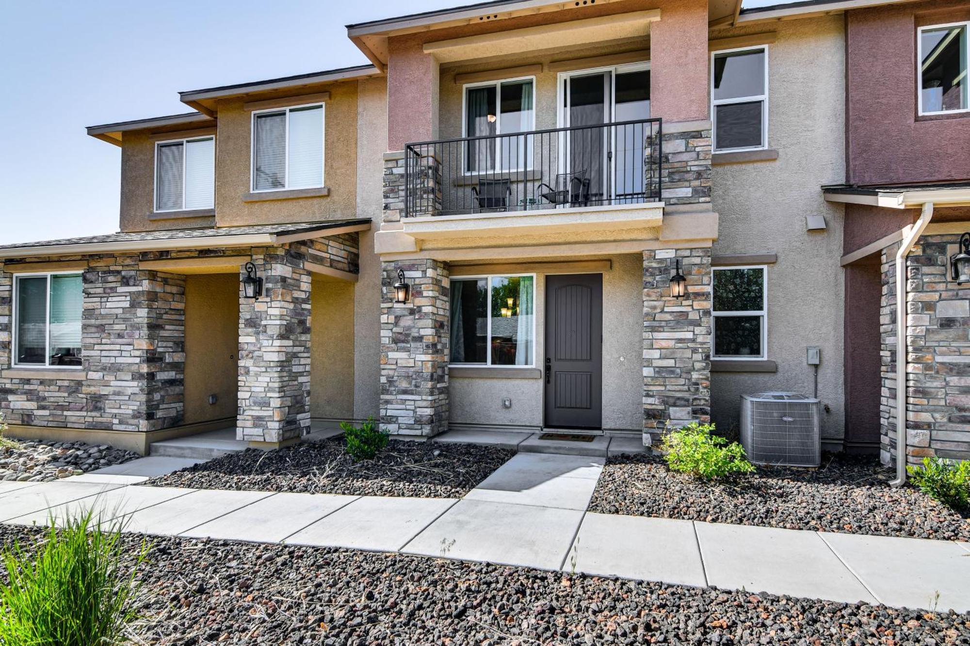 Central Carson City Townhome, 1 Mi To Downtown! Eksteriør bilde